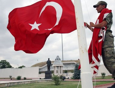 Ποια τα τέσσερα σενάρια για το μέλλον της Τουρκίας ανάλογα με το αποτέλεσμα του δημοψηφίσματος